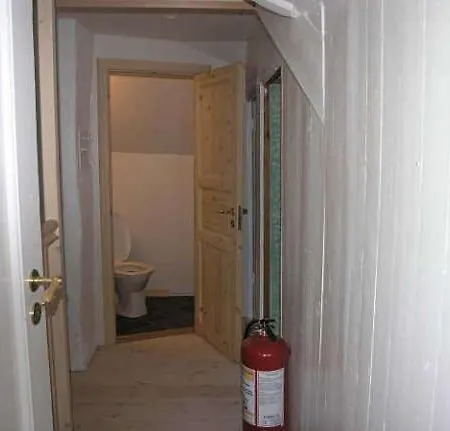 With Bed Linen Incuded *