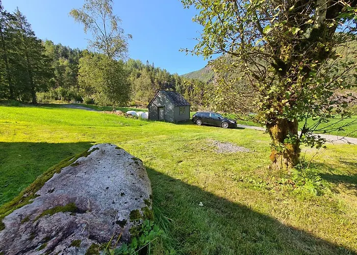 With Bed Linen Incuded